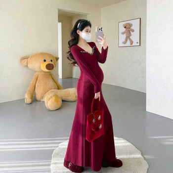 Φόρεμα με φούστα patchwork, μακριά μανίκια, βισκόζη 30–50%, μήκος μίντι, φθινοπωρινό 2025