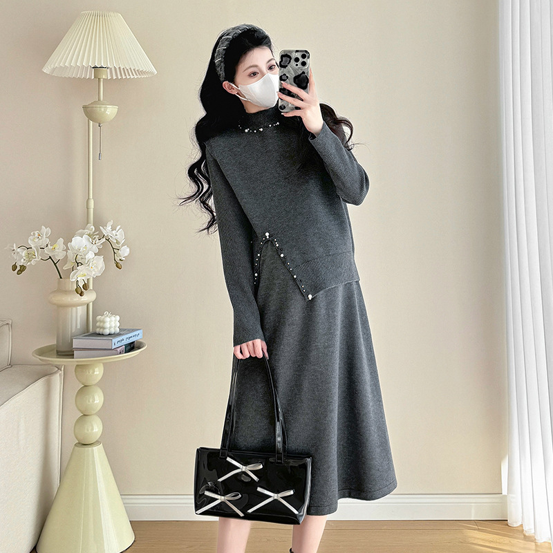 Trudnički zimski pleteni set s perlicama, dvodijelni kostim s suknjom, dugi rukavi, midi duljina