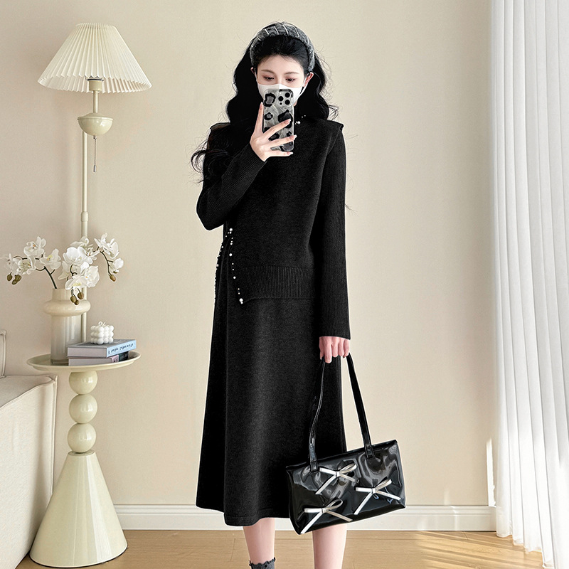 Trudnički zimski pleteni set s perlicama, dvodijelni kostim s suknjom, dugi rukavi, midi duljina