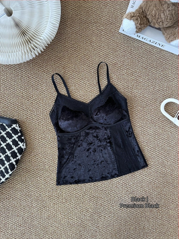 Top z velúru s čipkou, šikmým výrezom a výplňou na prsia, dĺžka v páse, pekné späť