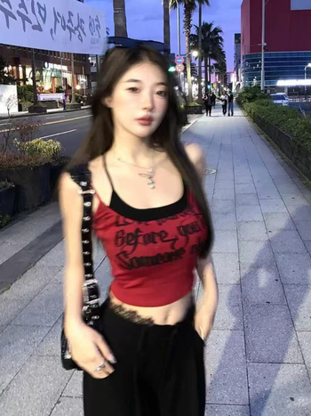 Дамски топ с презрамки – фалшиви две части за джаз танц, тясна кройка, вискоза 90–95%, едноцветен модел