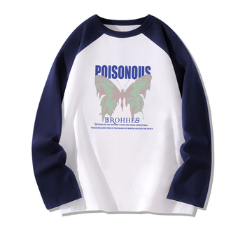 Tričko z 95% bavlny a až 30% elastánu, dlhé raglánové rukávy, okrúhly výstrih, potlač textu, japonsko-kórejský voľný štýl