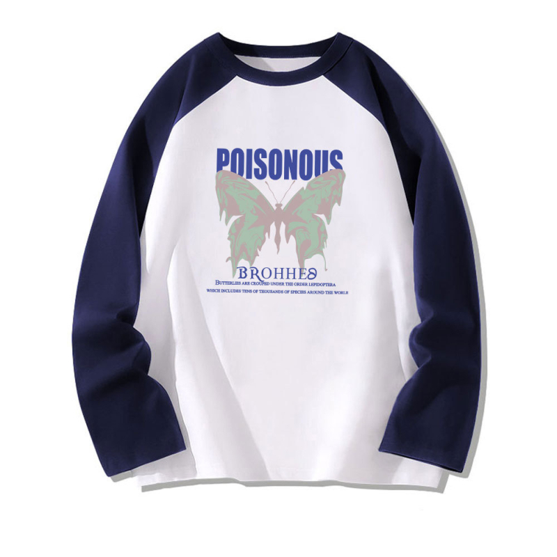 Tričko z 95% bavlny a až 30% elastánu, dlhé raglánové rukávy, okrúhly výstrih, potlač textu, japonsko-kórejský voľný štýl