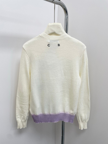 Puloveră de damă din lână-cashmere cu broderie, guler rotund, mâneci lungi, lungime regulată