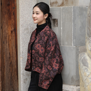 Kratki pamučni kaput s Arctic fleece punom, floralni uzorak, twill pamuk-lina, stojeći ovratnik, front s kopčama, padovi ramena, nostalgični retro stil, Zima 2025