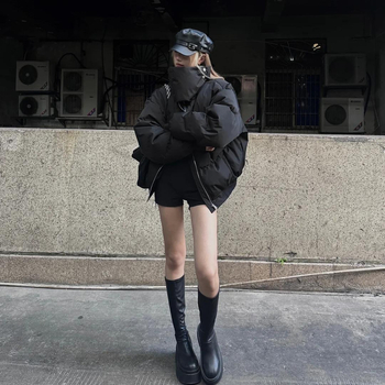 Унисекс яке с дебел пълнеж от полиестер и патчворк дизайн, свободен силует, цип, зимно