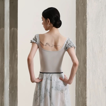 Body de dans pentru femei – material nylon cu căptușeală Spandex, mâneci puff, culoare solidă; potrivit pentru balet, gimnastică și yoga