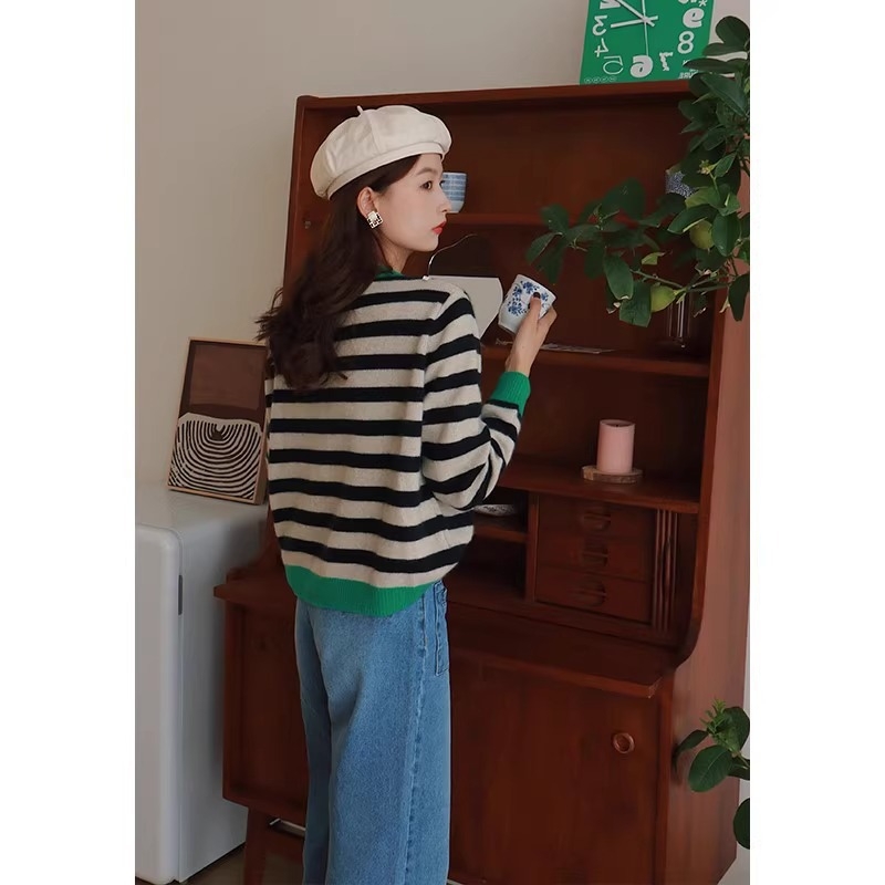 Cardigan din lână, cu dungi, croială lejeră, guler rotund, mâneci lungi, tricotat