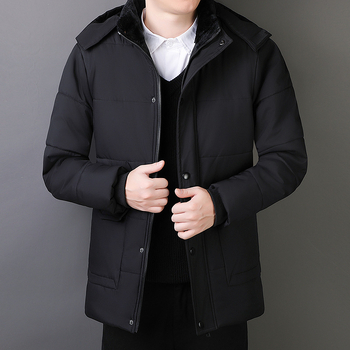 Мъжко зимно яке с памучна пълнеж и полиестерна подплата, средна дължина, цип за закопчаване, сваляща се качулка, множество джобове
