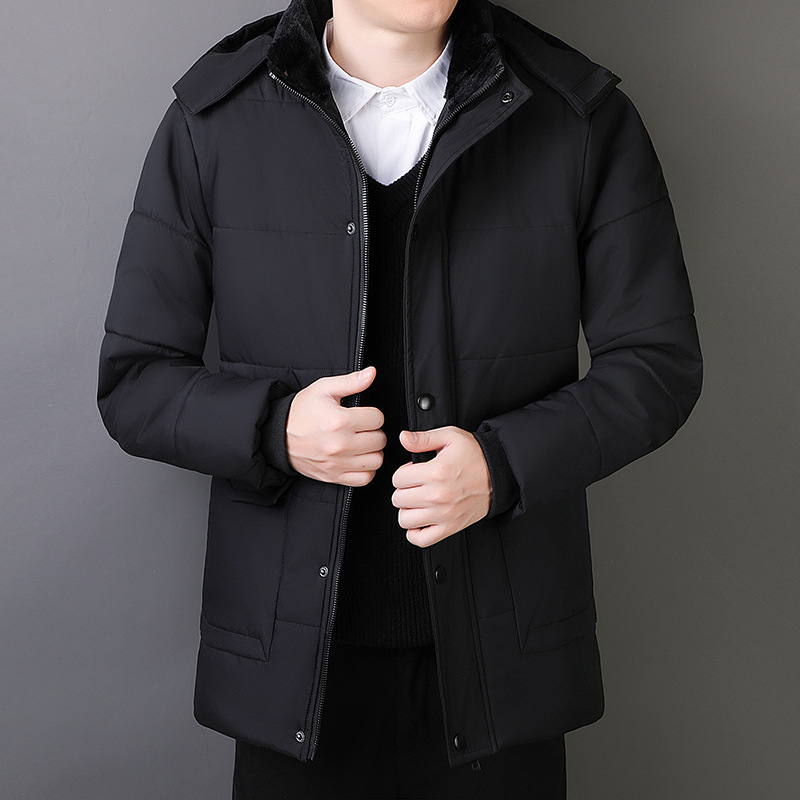 Мъжко зимно яке с памучна пълнеж и полиестерна подплата, средна дължина, цип за закопчаване, сваляща се качулка, множество джобове