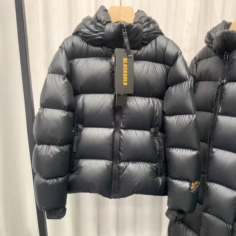 Unisex zimska jakna s kapuljom, kratki kroj, najlon tkanina, punilo bijeli gusji puh 86–90%, volumen downa 650, vjetrovata, vodootporna, prozračna