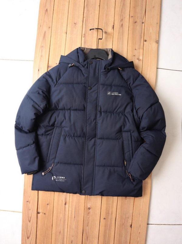 Яке с памучен пълнеж, сваляща се качулка, зимно удебелено, цип отпред, странични джобове