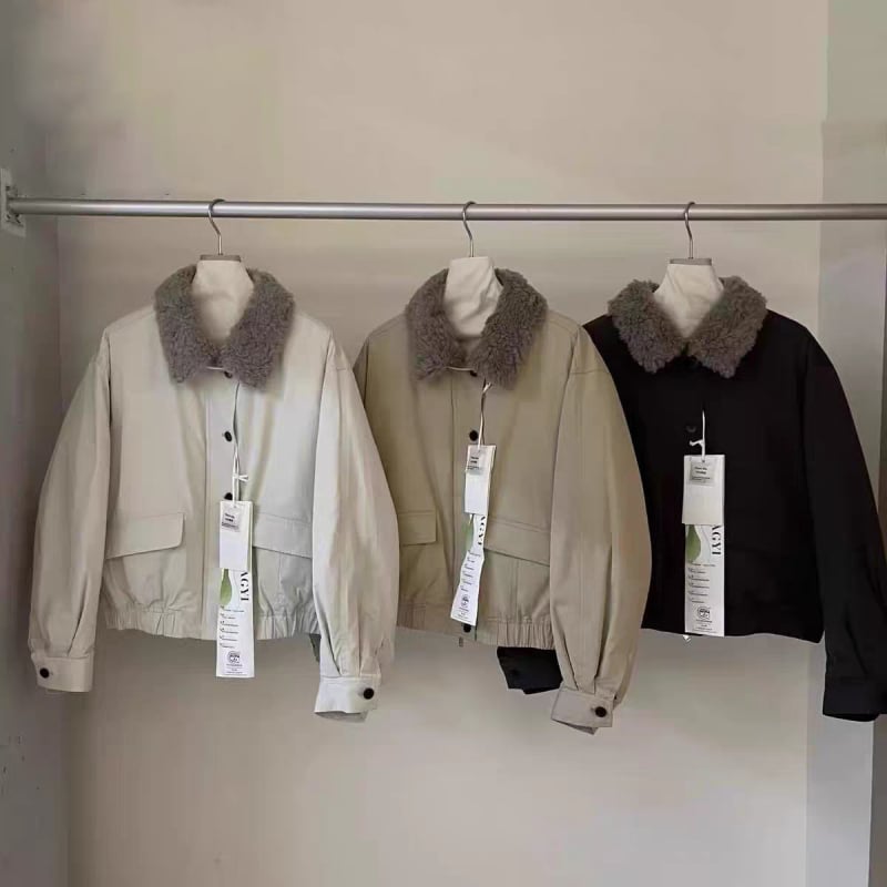 Parka s guščjim downom, ovratnik tipa lapel, pamukasta tkanina, zatvarač, debeo kroj, 76–80% down sadržaj