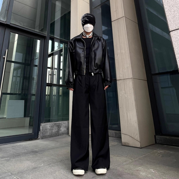 Kožna jakna minimalističkog stila, rever ovratnik, labav kroj, zatvaranje zipom, poliester tkanina, muški, jesen-zima 2025