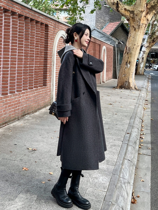 Ženski dvostrani kaput od kašmira i vune, srednje duljine, kapuljača, ležeran kroj, kopčanje na jedno kopčanje, Zima 2025.