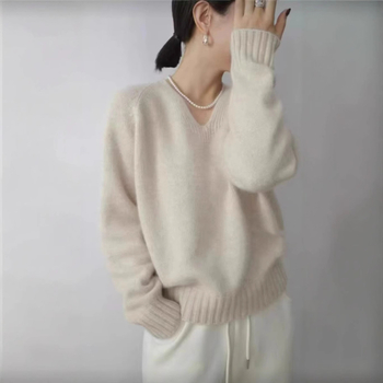 Ženski vuneni džemper s V-izrezom, srednje debele, opušten kroj, dugi rukavi, 95% vuna