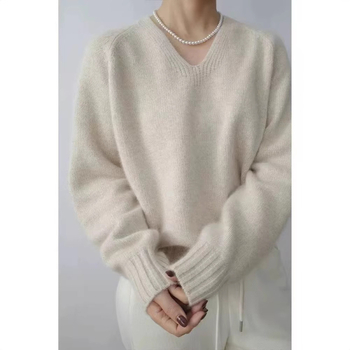 Ženski vuneni džemper s V-izrezom, srednje debele, opušten kroj, dugi rukavi, 95% vuna