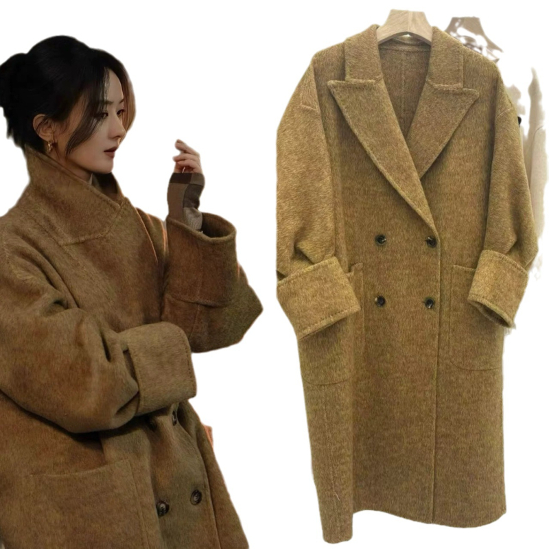 Ženski vuneni kaput - Reverzibilni vuneni tweed, lantern rukavi, slobodan kroj, produžena duljina, zatvaranje na dva gumba