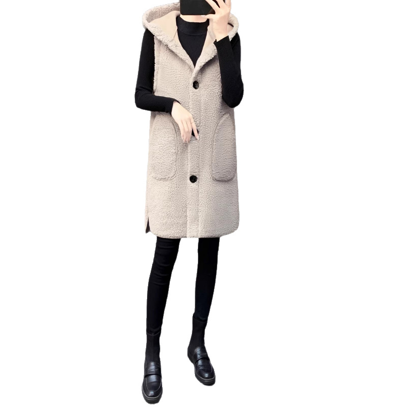 Vesta velikog broja s kapuljačom od balon velura — jednobojna, akrilna vlakna, kapuljača, kopčanje na jedno red, glavna tkanina 95%+