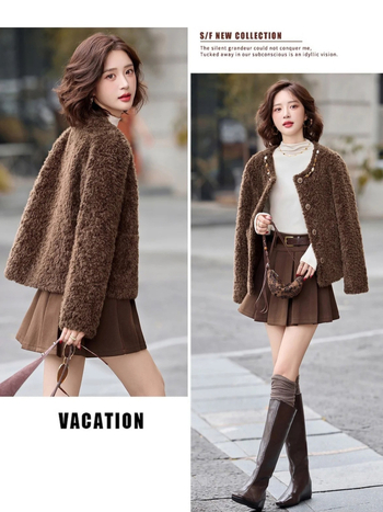 Kaput s integriranim krznom, korejski stil i dojam Old Money — tkanina od vunene smjese, postotak poliestera 70–80%, zima 2025, Si Chen, s torbom