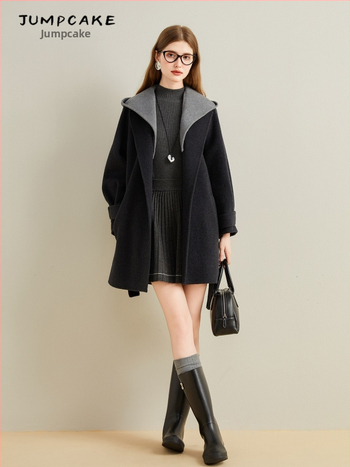 Moteriškas vilnos paltas su gobtuvu, raištis, dvipusiai kašmyras, vilnos turinys 70–80%, Žiema 2025