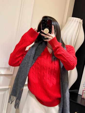 Ženska jakna od organskog pamuka (polo ovratnik; široka silueta; dugi rukavi; prednje zatvaranje s tri gumba)