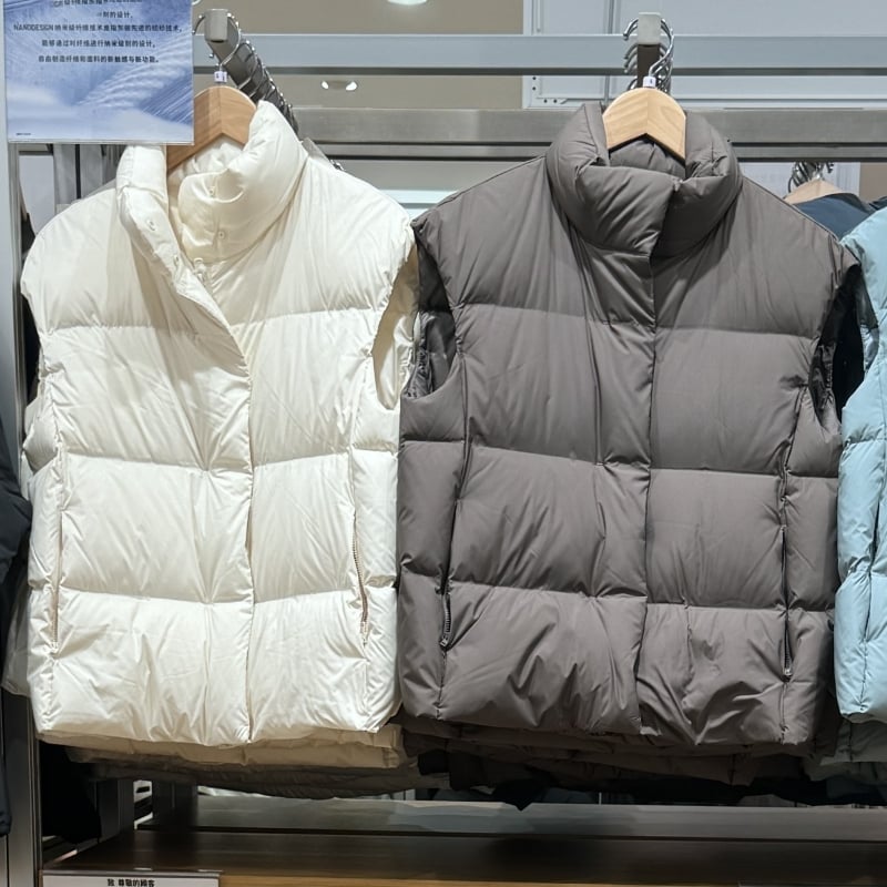 Dámska vesta s kačacím páperom, 66–70% páper, Chenille látka, hlavná látka: Spandex, krátka dĺžka ≤40 cm