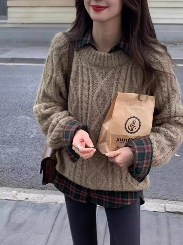 Πουλόβερ πλεκτό με κέντημα - Παραμετροποίηση με δείγματα/ OEM/ Επεξεργασία σχεδίων, 7-ημερών κύκλος προετοιμασίας, χωρητικότητα παραγωγής 2000 τεμάχια, Υφάσματα: Corduroy, Polyester, Acrylic, Spandex, Ice Silk