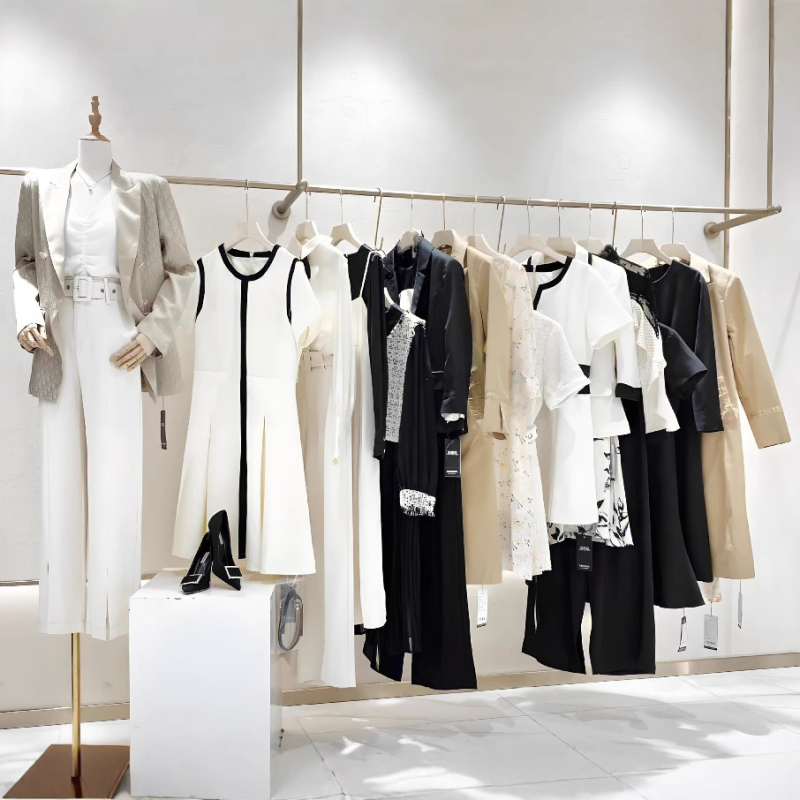 Φόρεμα με κέντημα — παραγωγή κατόπιν παραγγελίας με δειγματοληψία, OEM και επεξεργασία σχεδίων; δυναμικότητα παραγωγής 800 τεμάχια/ημέρα; κύρια υφάσματα: βαμβάκι, μετάξι, πολυεστέρας, σιφόν, δαντέλα, μίξεις λινών