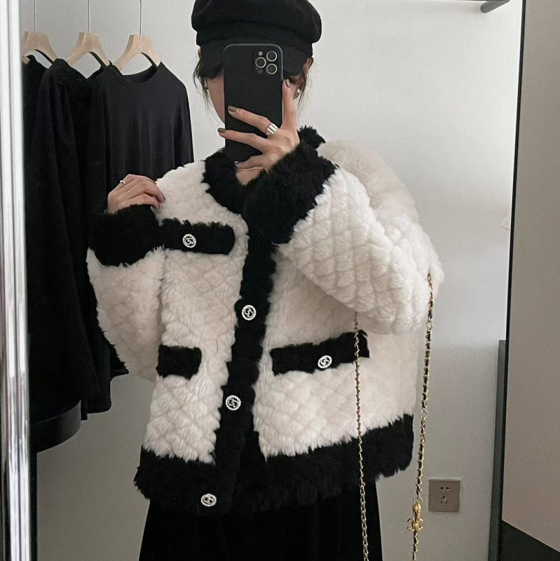 Kaput od krzna s vunenim materijalom, butik razina, OEM/ODM obrada, glavni materijal: vuna, načini obrade: uzorak, crtež