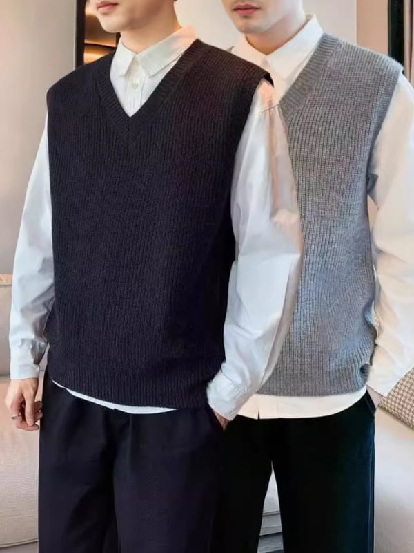 Muški pleteni prsluk s V-izrezom, udoban kroj, smjesa poliestera (80%), jednobojni uzorak, za jesen 2024