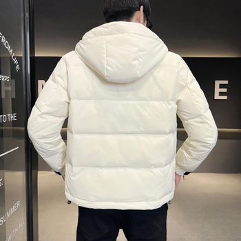 Muška jakna s kapuljom s bijelim patkama perjem, sadržaj perja 81–85%, zaštita od hladnoće -5°C do 0°C, debeli kordurojani materijal