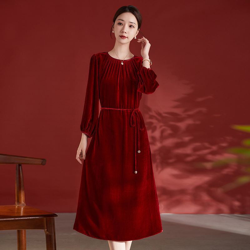 Női selyemvelúr ruha – 100% mulberry selyem és 100% viszkóz, kerek nyakú, 3/4-es ujjú, középső hosszúságú, egyszínű, elegáns üzleti stílus