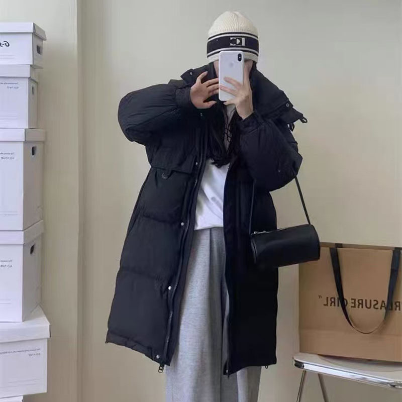 Ženska jakna s kapuljačom, srednje duljine, punjenje od bijelog pačjeg perja, poliester