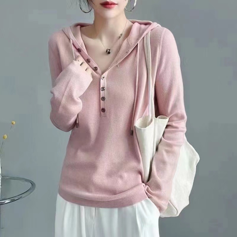 Pulover od vune s kašmirom, vunom i modalom; podržava uzorak i OEM obradu; kapaciteta 3000 komada; 3 dizajnera; japansko-korejski stil.