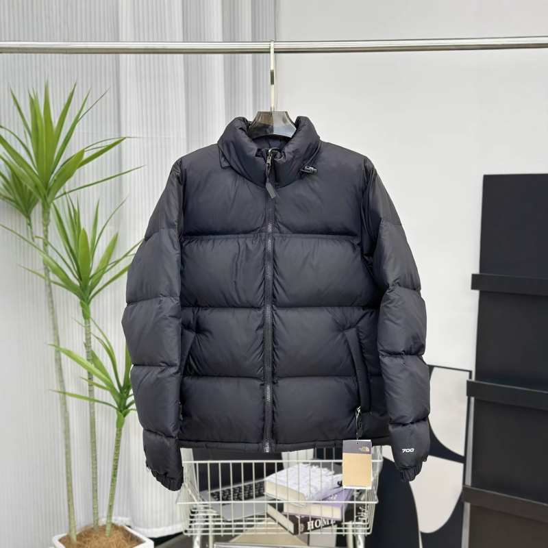 Jakna od perja, po narudžbi, OEM obrada prema nacrtima, trodnevni uzorčni ciklus, kapacitet 1000 kom/dan