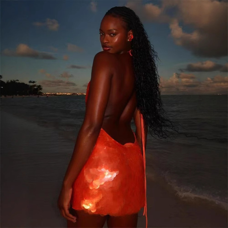 Φόρεμα από πολυεστέρα με τιράντες, V-λαιμός, χωρίς μανίκια, χαμηλή μέση, καλοκαιρινό μοντέλο 2025