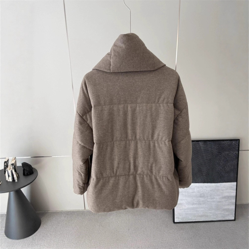 Bunda s páperím z kačíc - bez goliera, hrubá, obsah páperia 86-90%, výplň 101-200 g, dĺžka 50-65 cm