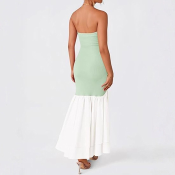 Koktélruha T-típusú sziluettel, rövid szabálytalan fazonú szoknya, kerek nyakú, pamut-keverék anyagból