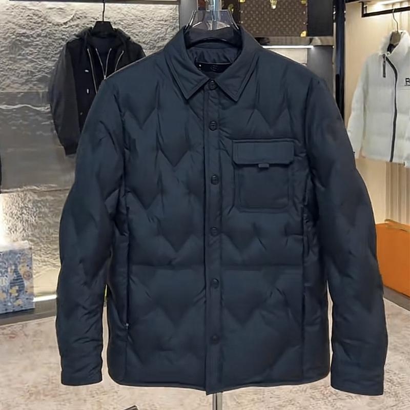 Muška down jakna s kapuljom i reverom, dugačak kroj, sadržaj bijelog pačjeg perja 51–55%