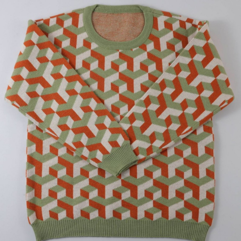 Džemper s kariranim žakardom, udoban slobodan kroj, okrugli izrez, mješavina krzna kunića i poliestera