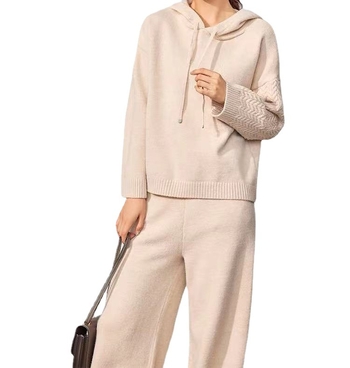 Vuneni komplet s kapuljačom od plosnatog pletenja za OEM — uzorak prerade, crtanje, računalni ravni pleteni stroj