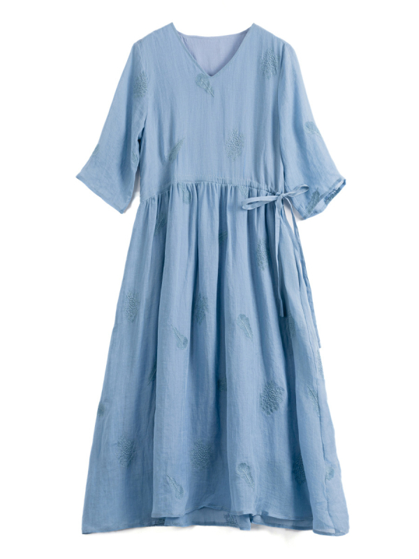 Vyšivana ramije duga haljina s V-izrezom, visok struk, 3/4 rukavi, oversize kroj, književno retro stil