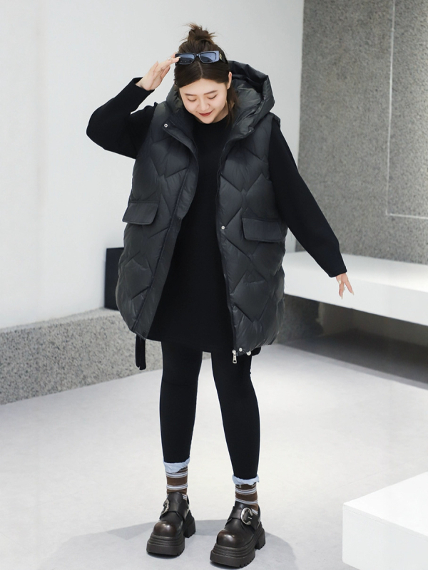 Pamukasta vest s kapuljom, punilo od pamuka, zatvarač, zimska kolekcija 2025, slobodan kroj, elegantan gradski stil