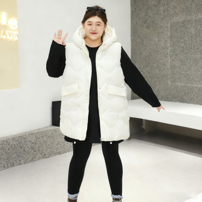 Pamukasta vest s kapuljom, punilo od pamuka, zatvarač, zimska kolekcija 2025, slobodan kroj, elegantan gradski stil