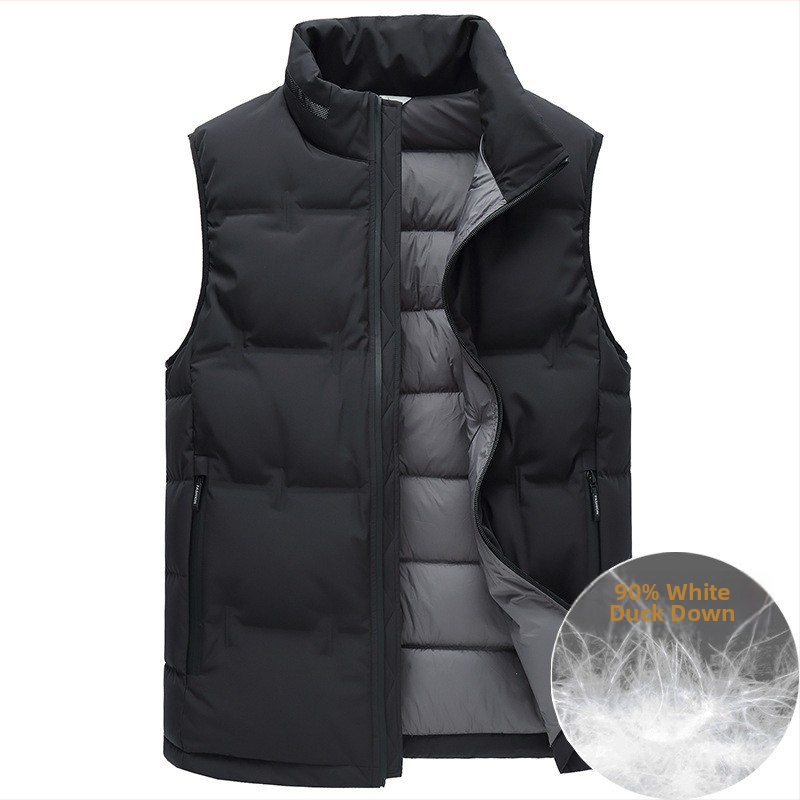 Férfi tollmellény álló gallérral, elülső cipzár, vastag szigetelés, töltet: 90% fehér kacsa toll, külső anyag: kémiai rostokból álló keverék, bélés: poliészter