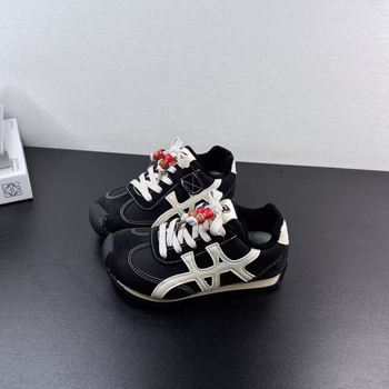 Dječje zimske tenisice s Velcro zatvaranjem – niski gornji dio, gumena potplata, prozračne i vodootporne (niski gornji dio; Velcro; gumena potplata; prozračne; vodootporne)