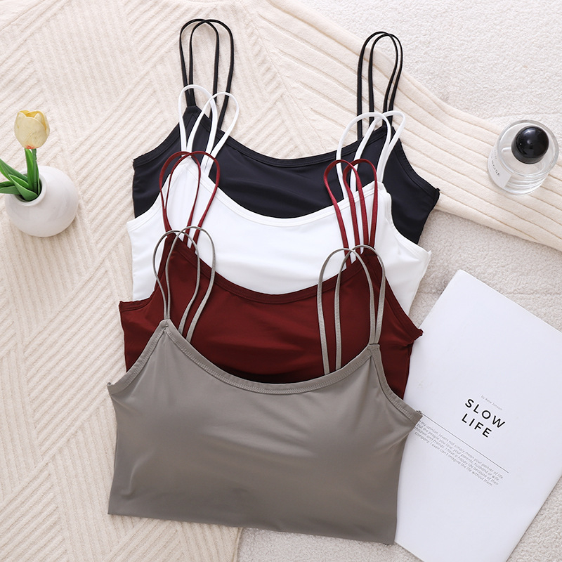 Αθλητικό στηθόδεσμο wrap/τοπ σωλήνας από ice silk με cups από latex; βασικό ύφασμα 80-90% νάιλον; σχήμα κύπελλου: λεπτό πάνω, παχύ κάτω; κύκλος επεξεργασίας 20 ημέρες