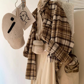 Krekli ar rakstu plaid, kardigāna stils, brushed audums ar poliestera piedevu, garas piedurknes, vienrindu pogu atvērums