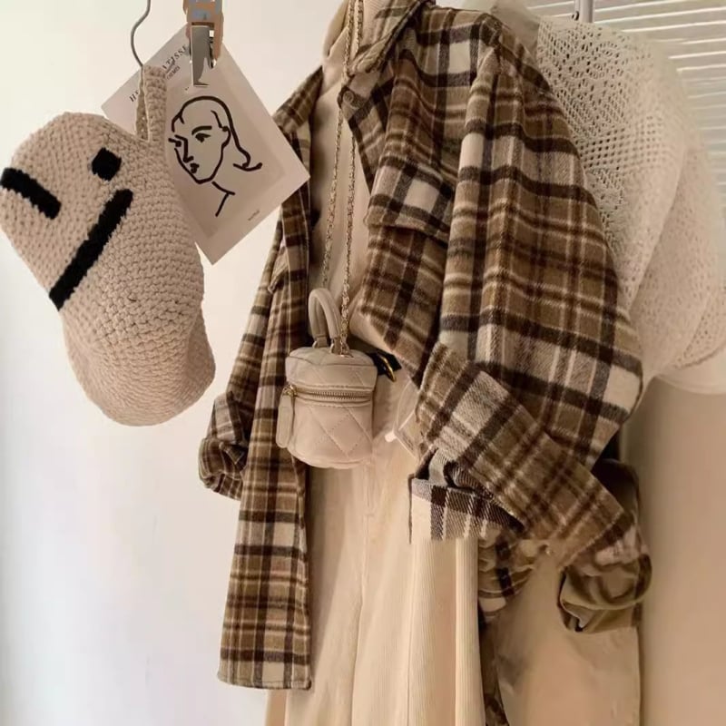 Krekli ar rakstu plaid, kardigāna stils, brushed audums ar poliestera piedevu, garas piedurknes, vienrindu pogu atvērums